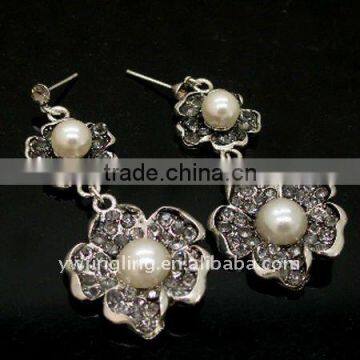 fashion antique earrings