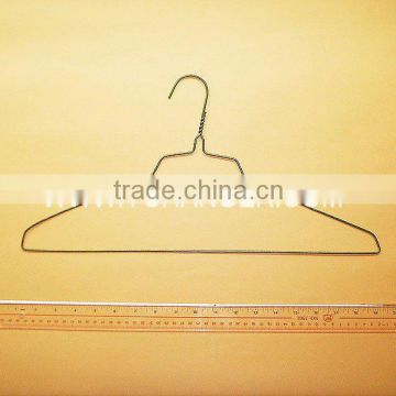 18" Laundry gold tone big wire hanger (GT-BM18F)