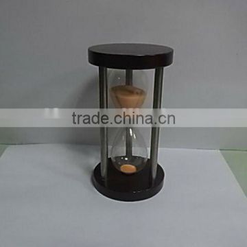 fashionable factory supplied glass sand timer with metal frame