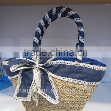 fashion seagrass handmade bag with beautiful decoration