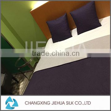 Cheap ultrasonic quilt with high quality from Alibaba