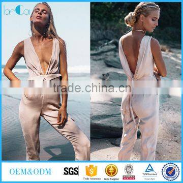 2016 hot selling deep V-neckline soft jumpsuit for women