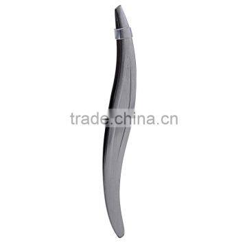 Wavy shape eyebrows tweezer