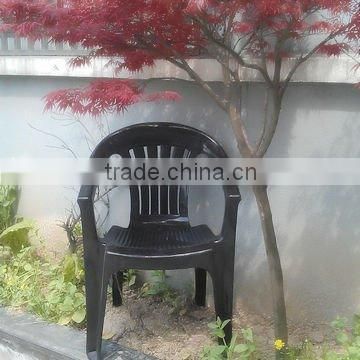 Cheap plastic garden chairs