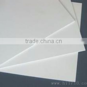 A pure white epoxy resin board
