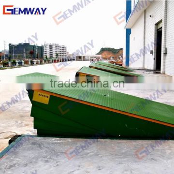 Electirc truck ramps metal loading ramps for up and down