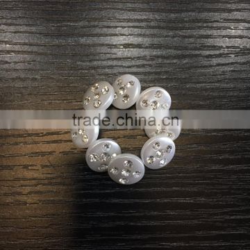 Round shaped shirt buttons for lady's clothes