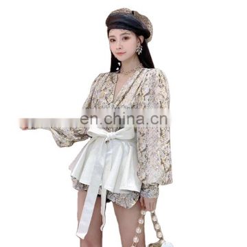TWOTWINSTYLE Shirt For Women V Neck Lantern Sleeve High Waist With Sashes Print Patchwork