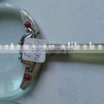 5X magnifier with natural jade holder