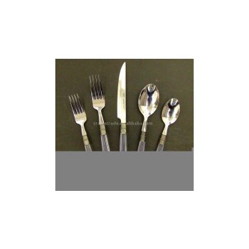 Sell cutlery set with plastic handle