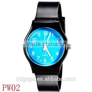100% brand new with high quality Simple style analog quartz plastic wrist watch