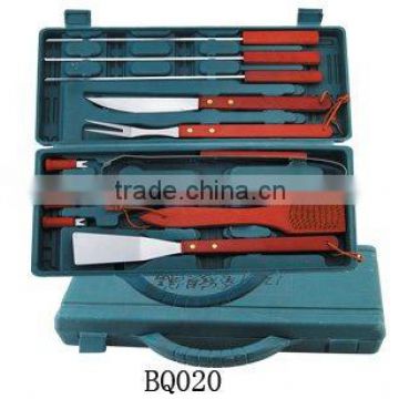 Set of 12pc BBQ tools with pp case