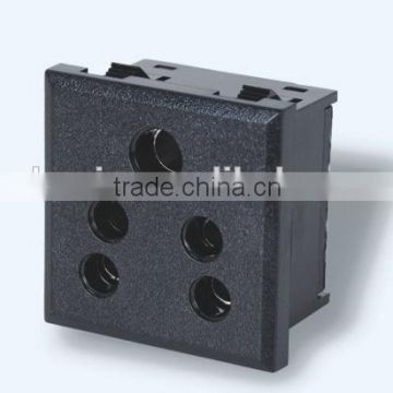 New products 2016 India 5 pins female industrial socket, wall socket power outlet, 5 pin plug and socket