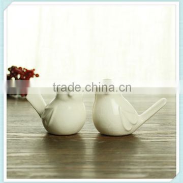 Porcelain Type and Glazed Technique small ceramic white birds