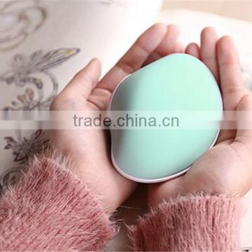 Shell charge hand warmer Portable mini hand warmer Electric heating treasure with mobile power supply and electric torch