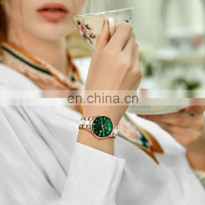 SHENGKE Hot Sale Women Clock Luxury Green Dial Diamond Ladies Quartz Watch With Bracelet Lady Green Wristwatch