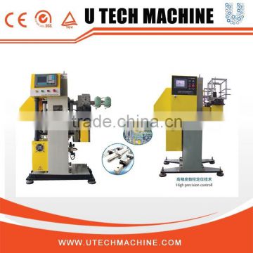 Auto in-mold labeling equipment