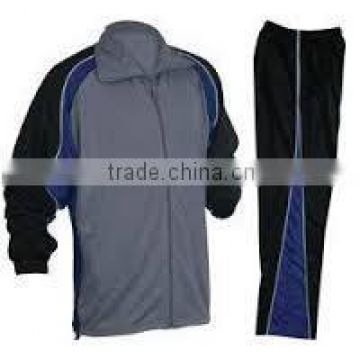 sports tracksuits for women