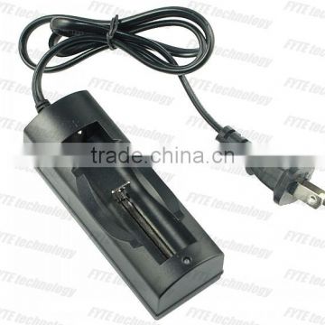 HUANGGAO ZJ3009 Lithium Ion Battery Charger for e-cigs/ flashlight Single Battery Charger