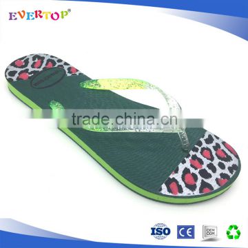 Lovely and fashional hot sales summer beach flip flop with lowest price branded slippers women sandals 2017