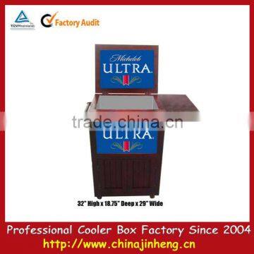Wooden Can cooler box with wheel