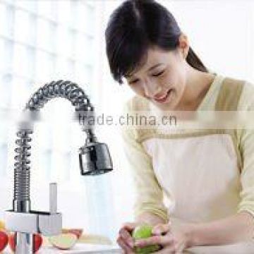 Pull out spring kitchen faucet