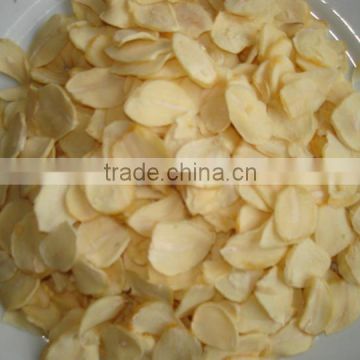Chinese Dehydrated White Garlic Flakes
