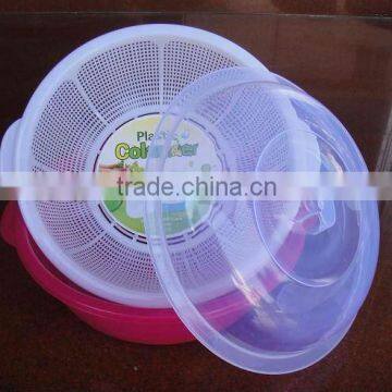 Plastic Kitchen Colander S with cover and basin/kitchen sieve