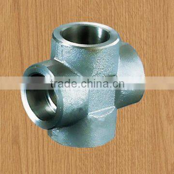 Four-way pipe fittings