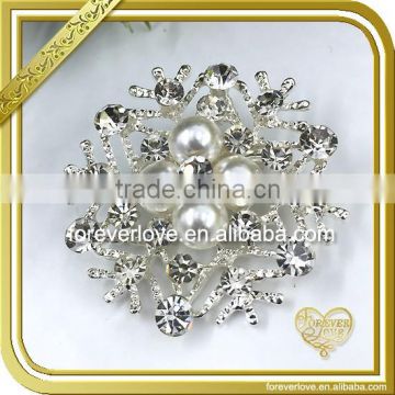 Crystal Brooches Pearl Snowflake brooch for wedding dresses FB035