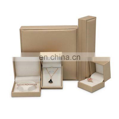 Factory direct supply custom logo pu leather jewelry box bracelet box