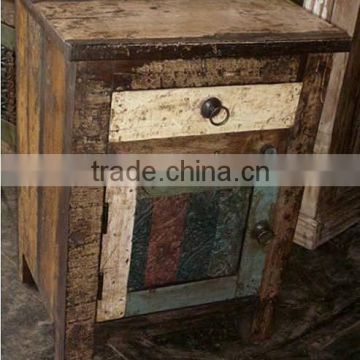 Reclaimed Wood Furniture Manufacturer