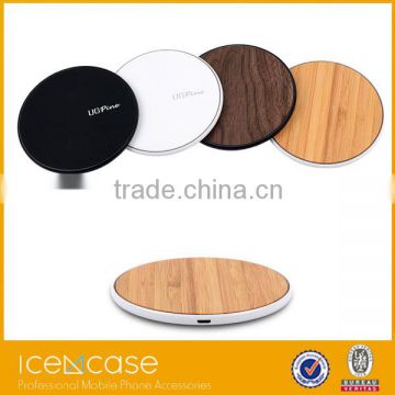 Hot selling in Amazon Wooden qi portable mini wireless charger pad for mobile phone