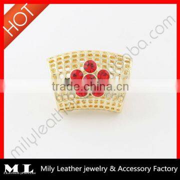 2014 new fashion gold brooch supplier