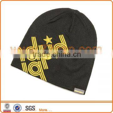 2014 Custom Unique Printed Men's Knitted Hats Beanies with Wowen Label