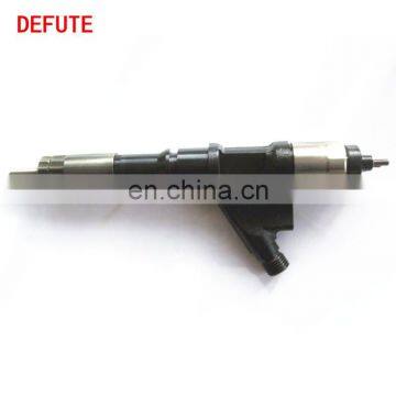 Diesel engine common rail fuel injector 095000-6070  can be equipped with DLLA155P848  nozzle