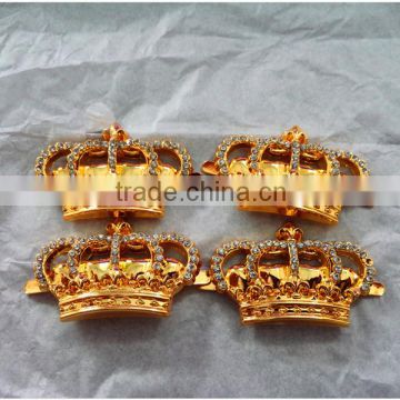 Luxury gold plating with diamond metal brooch OEM