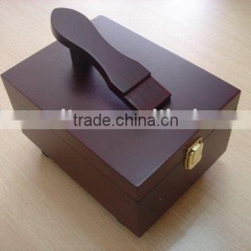 wooden shoe care kit