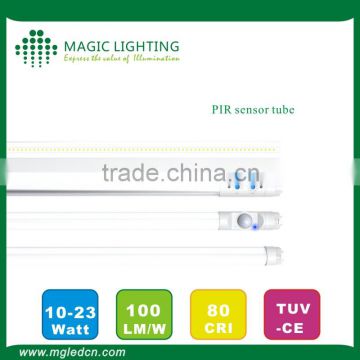 Energy Saving High Quality T8 LED Tube 10W packing lots pir