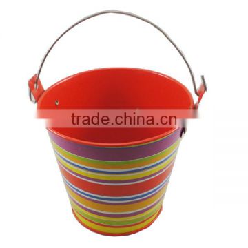 mini tin bucket with rainbow design