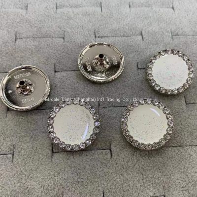 Metal sewing button