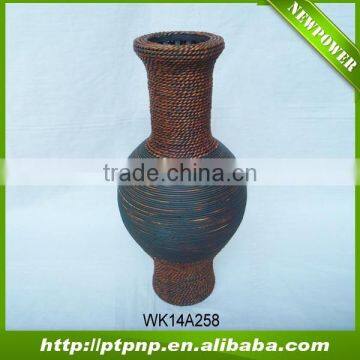 Factory handmade rattan vase for home and garden