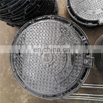 B124  square manhole cover with hinge