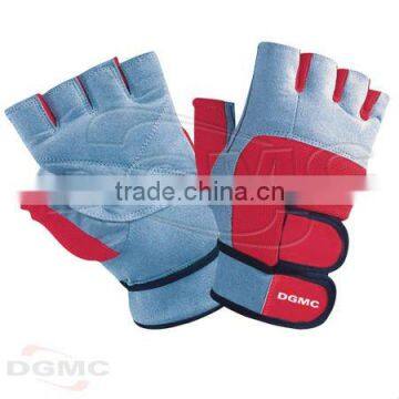 Weight lifting custom design gloves