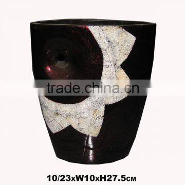 An unique design: A 10/23XW10XH27.5cm Vietnam lacquer vase