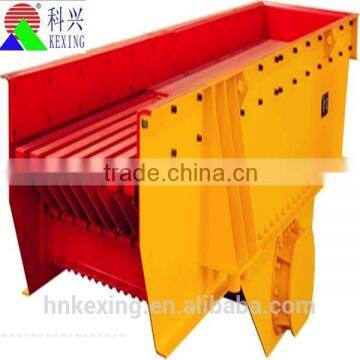 Good quality vibrating feeder for crushing line with durable material