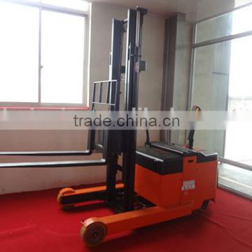 3 wheels Load capacity 1t pump electric reach stacker