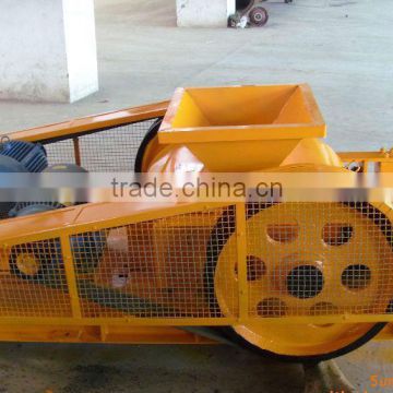 Small size double roller crusher with low cost