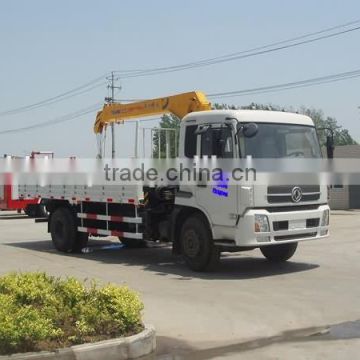 Dongfeng High Quality 4*2 5T Truck With Crane