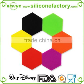 Wholesale promotional slip-resistant hexagon shaped silicone cup trivet